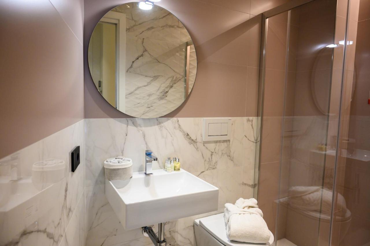 Vistamare Luxury Retreat Apartment Sestri Levante Bagian luar foto