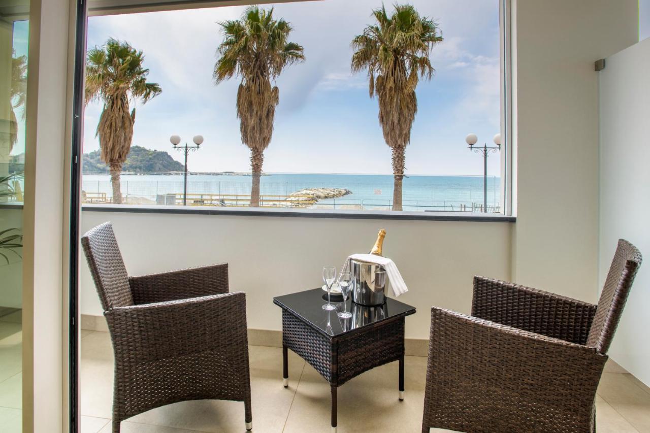 Vistamare Luxury Retreat Apartment Sestri Levante Bagian luar foto